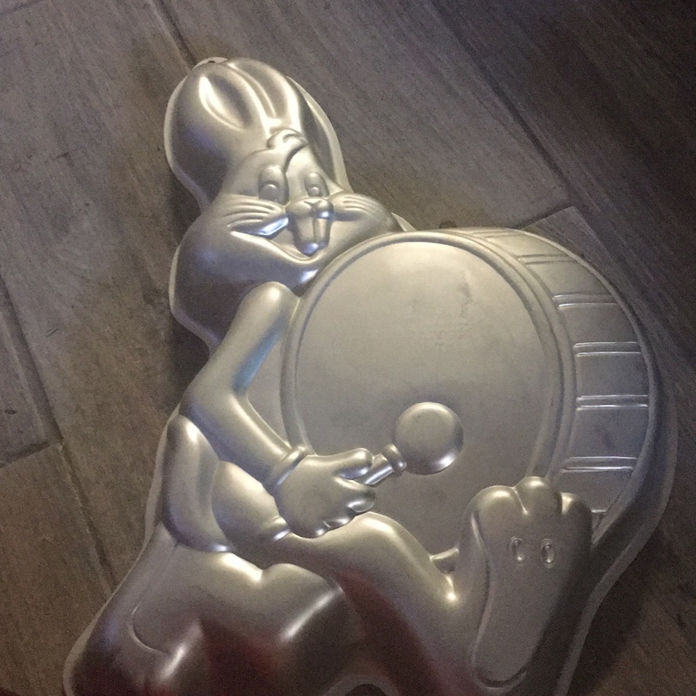 Bugs bunny pan